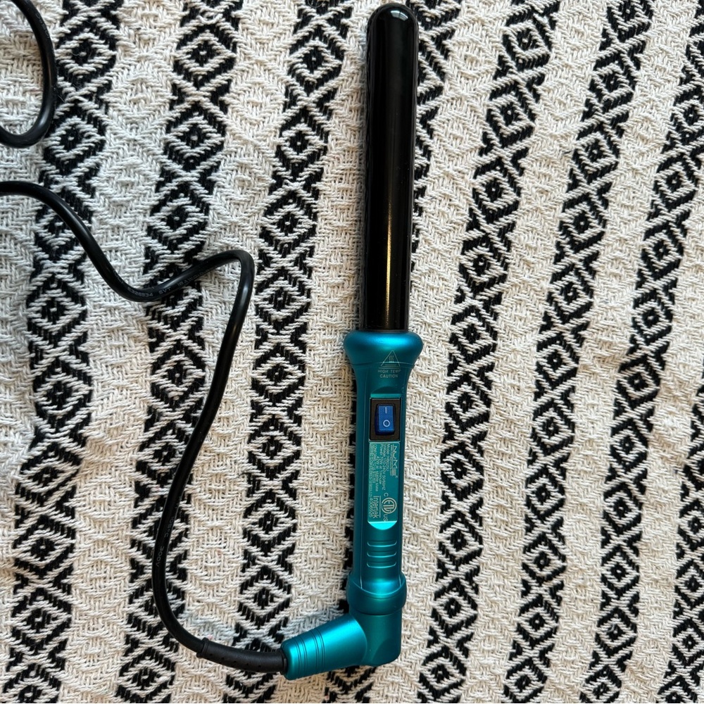 Nume 1 inch curling wand